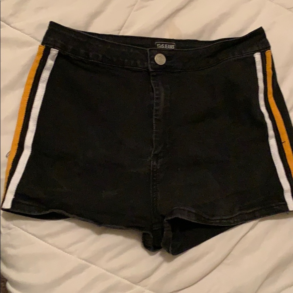 Iris jeans black denim shorts sz large